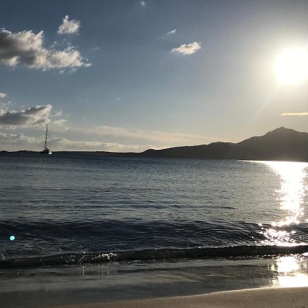 Duplex Renove Les Pieds Dans L'Eau Apartment Calvi  Bagian luar foto