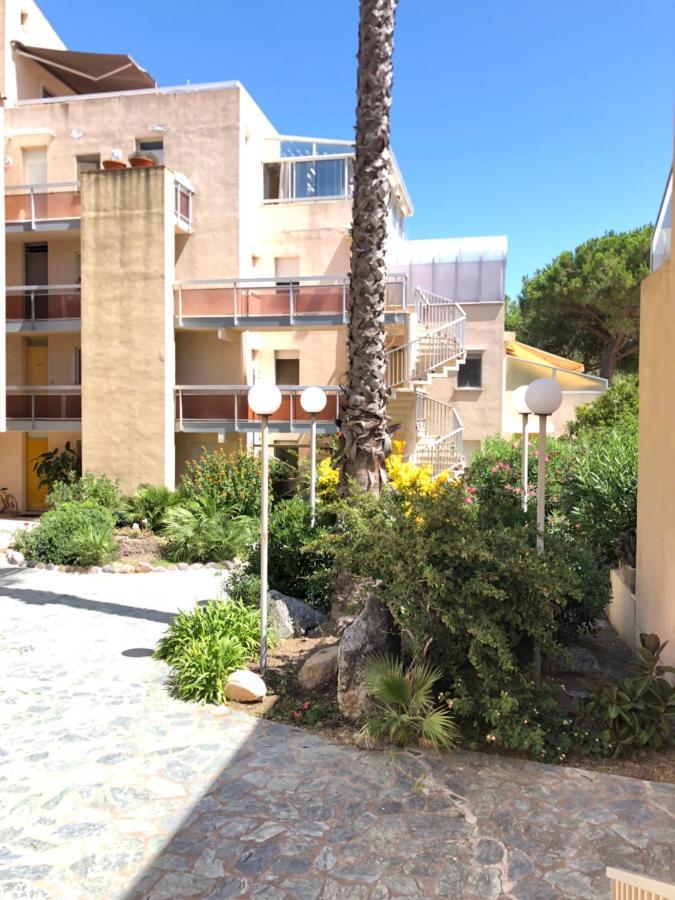 Duplex Renove Les Pieds Dans L'Eau Apartment Calvi  Bagian luar foto