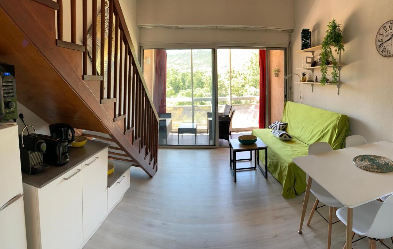Duplex Renove Les Pieds Dans L'Eau Apartment Calvi  Bagian luar foto